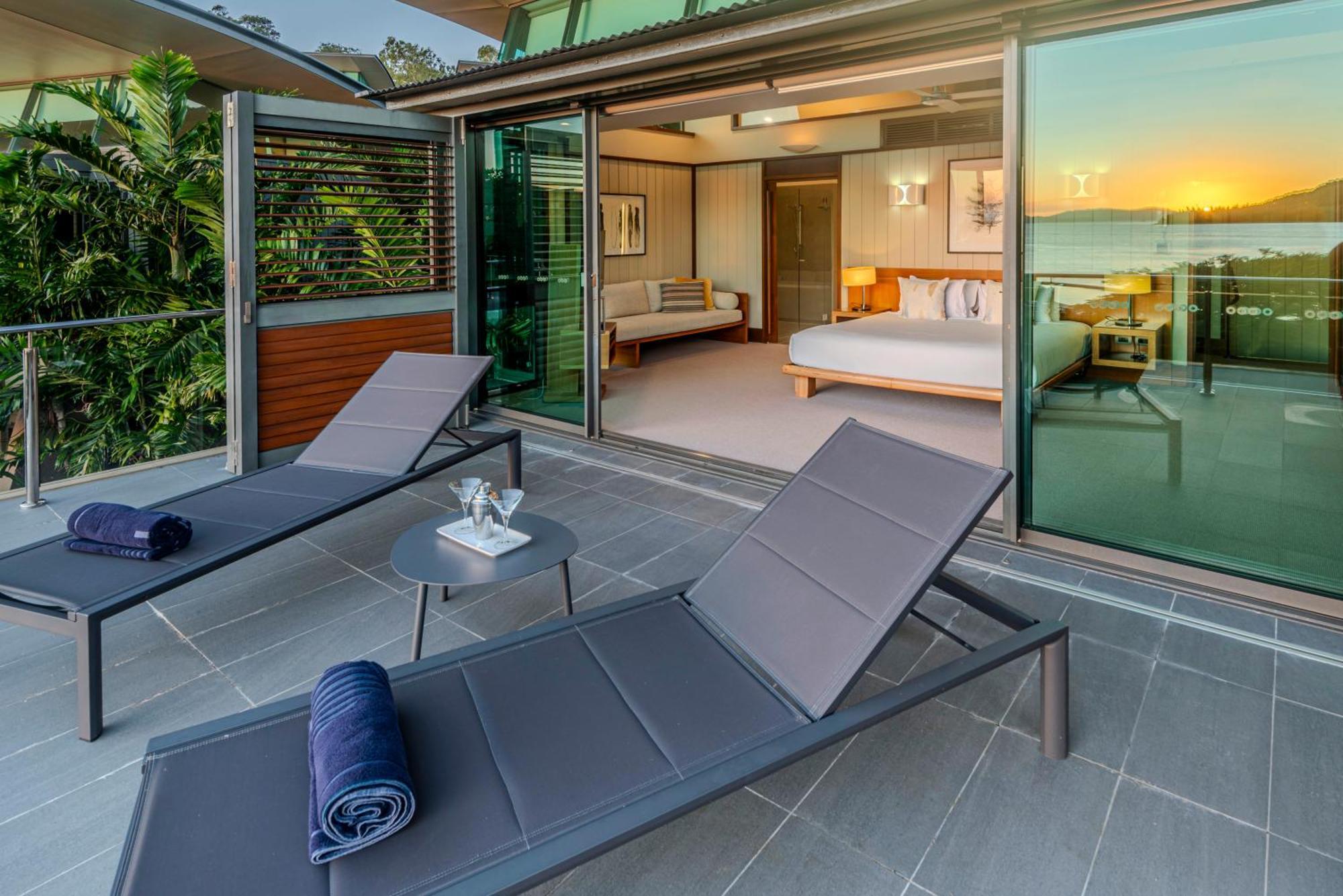 Yacht Club Villas On Hamilton Island By Hiha Bagian luar foto